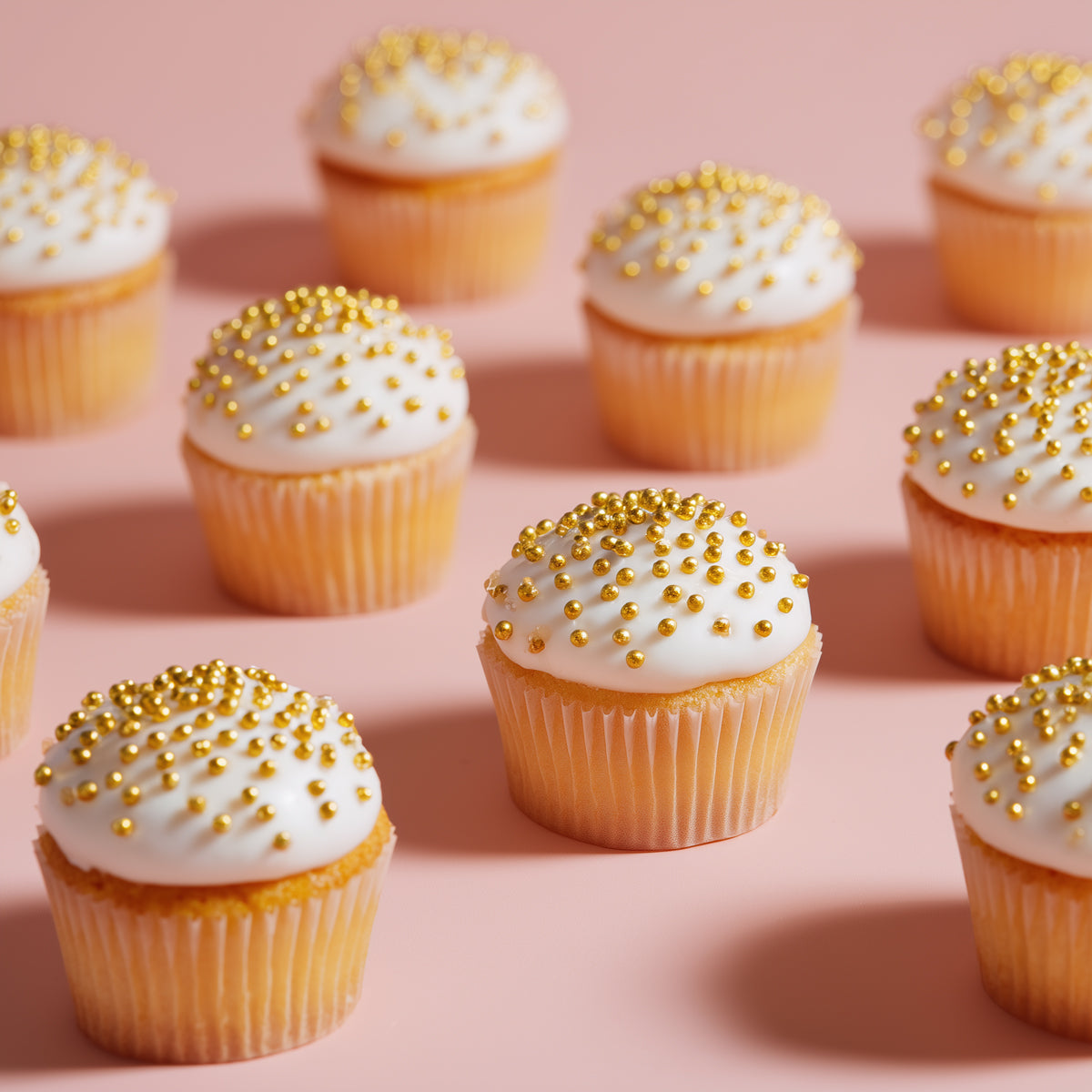 Crunchy SHINY GOLD 2mm Sprinkles (75g)