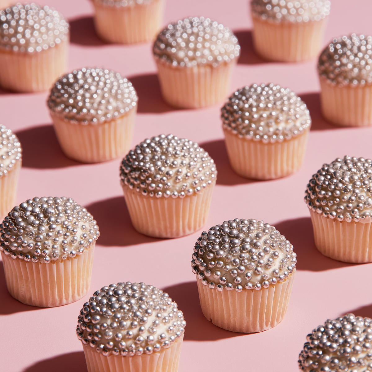Sprinks Pro Series - 2kg Shiny Silver 4mm Sprinkles
